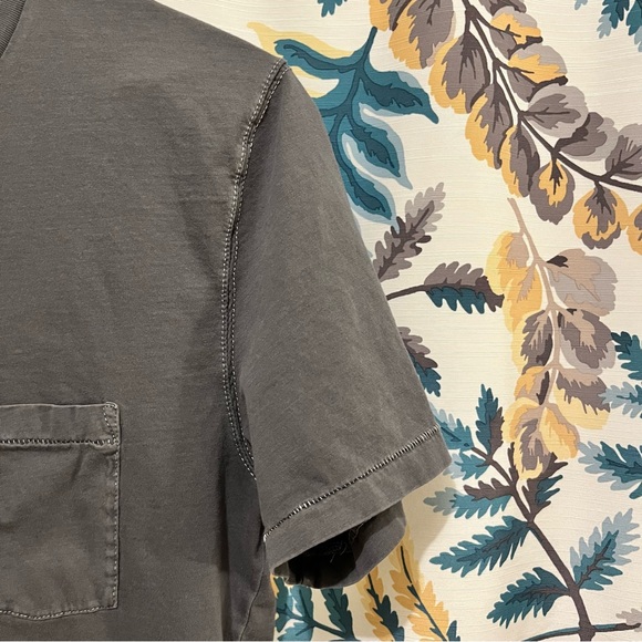 Abercrombie & Fitch t-shirt - A&F t-shirt - ANF t-shirt - Picture 3 of 5